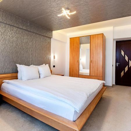 Unirii Residence Bukares Bagian luar foto